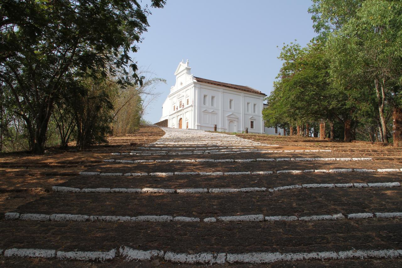 Отель The Postcard Velha, Goa Старый Гоа Экстерьер фото